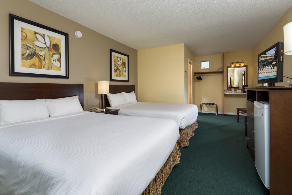 Siesta Suites Келоуна Экстерьер фото